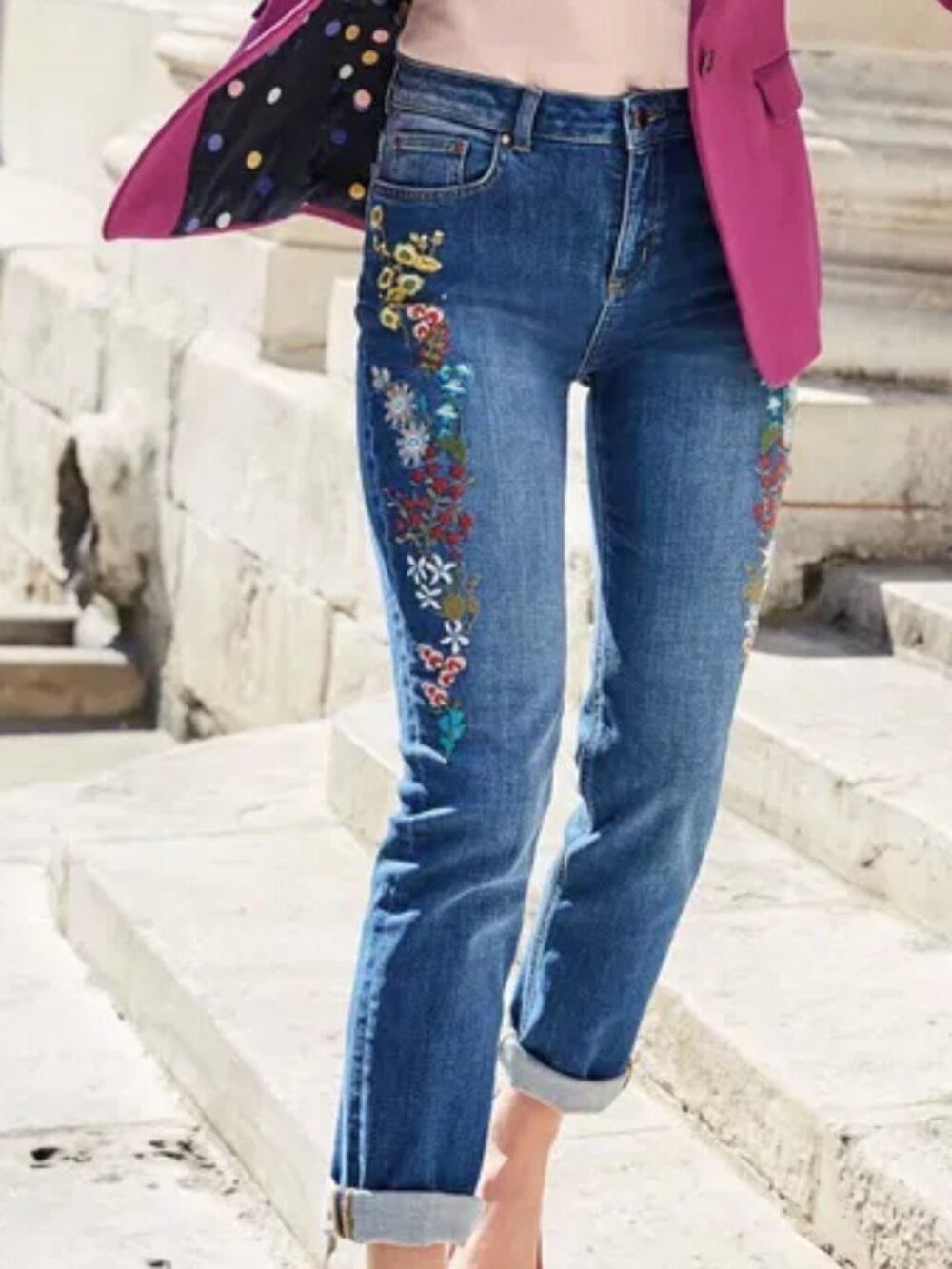 NWT Boden Cavendish Girlfriend Jeans with Floral Embroidery size 12